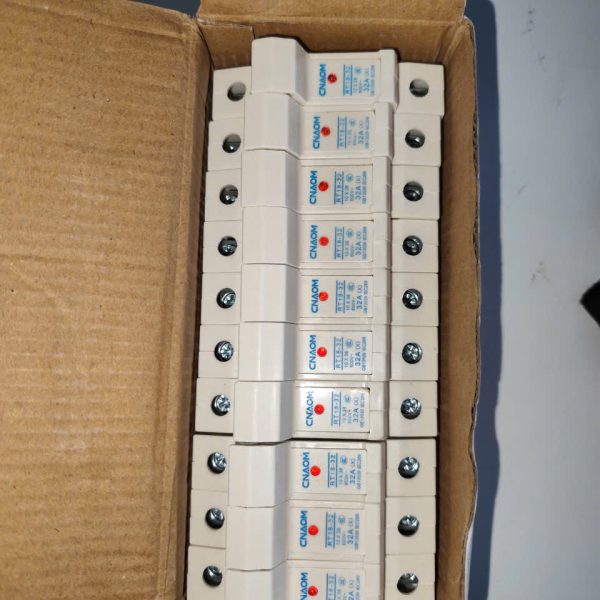 Đế Vỏ Cầu Chì RT18-32X Kèm Cầu Chì Sứ RO15 (2 - 32A) - 10x38mm 500V, Bộ Cầu Chì 500V